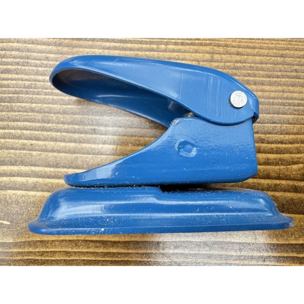 Vintage Ecolbur No 247 Hole Punch NOS Blue Metal Single Paper Punch w Box - Picture 7 of 15